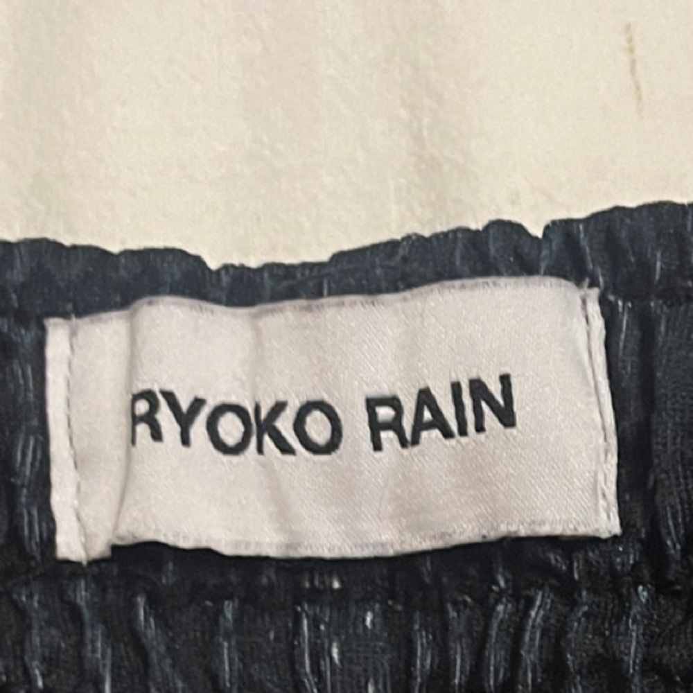RARE Ryoko Rain Mesh Shorts School for Artists and Athletes Collection - Picture 2 of 7